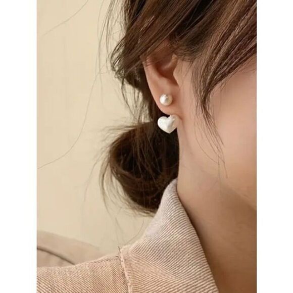 NWT Boho White Heart Shaped Faux Pearl Jacket Stud Earrings - Picture 1 of 6